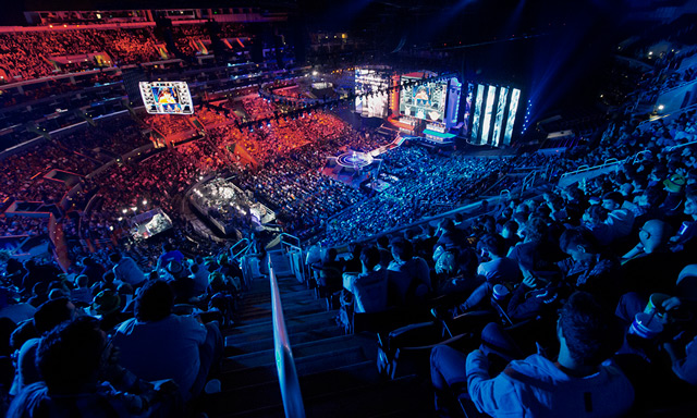 2023全球总决赛T1战队Keria寒冰射手辅助神技，魔法水晶箭定乾坤-必赢电竞